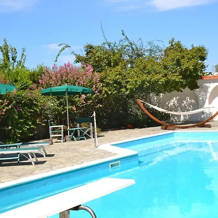 Skyfall Villa Capri